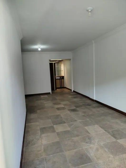 Apartamento à venda com 3 quartos, 145m² - Foto 2