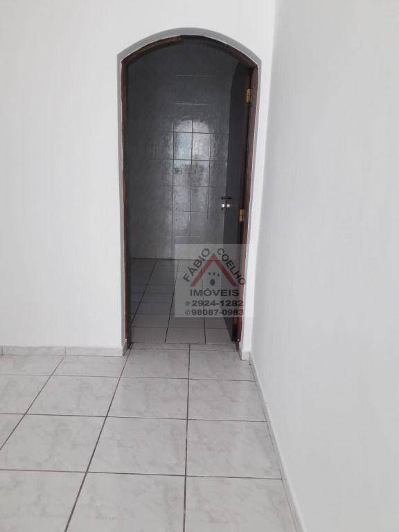 Sobrado à venda com 3 quartos, 120m² - Foto 18