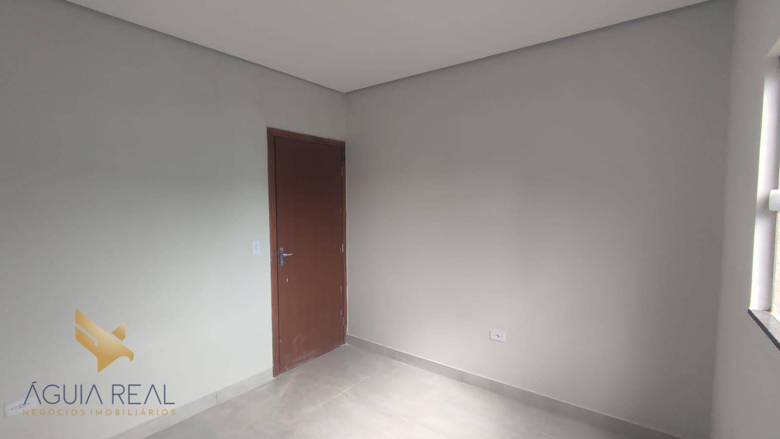 Casa à venda com 2 quartos, 60m² - Foto 8