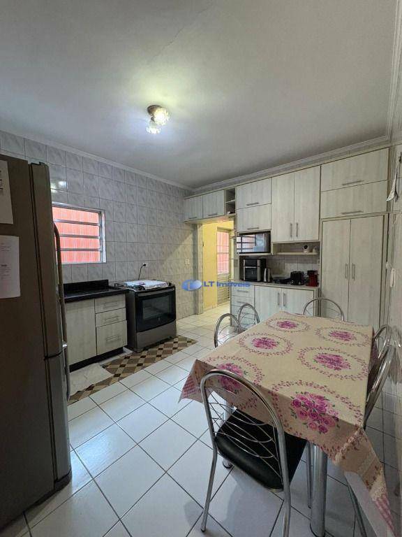 Casa à venda com 3 quartos, 193m² - Foto 6