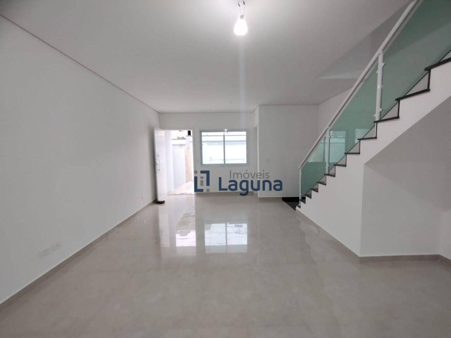 Sobrado à venda com 3 quartos, 180m² - Foto 3