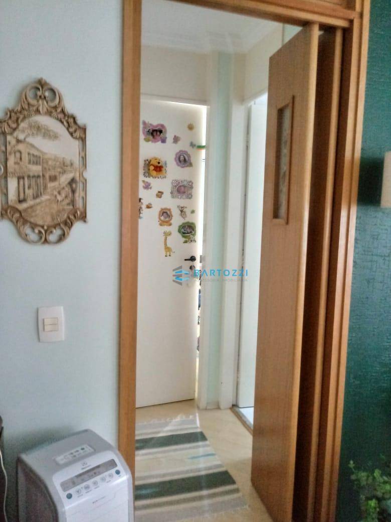 Apartamento à venda com 2 quartos, 63m² - Foto 6