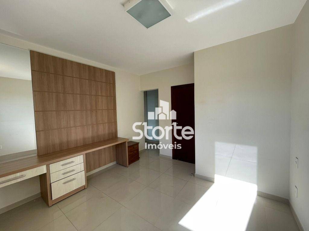 Apartamento à venda com 4 quartos, 153m² - Foto 11