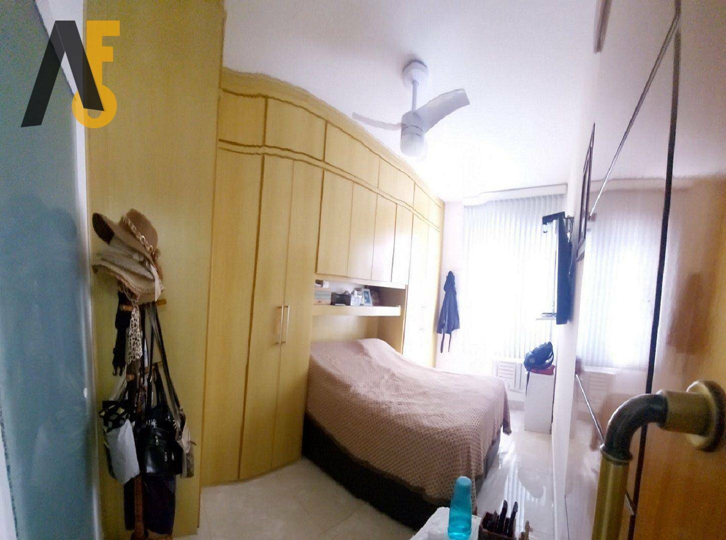 Apartamento à venda com 2 quartos, 60m² - Foto 8