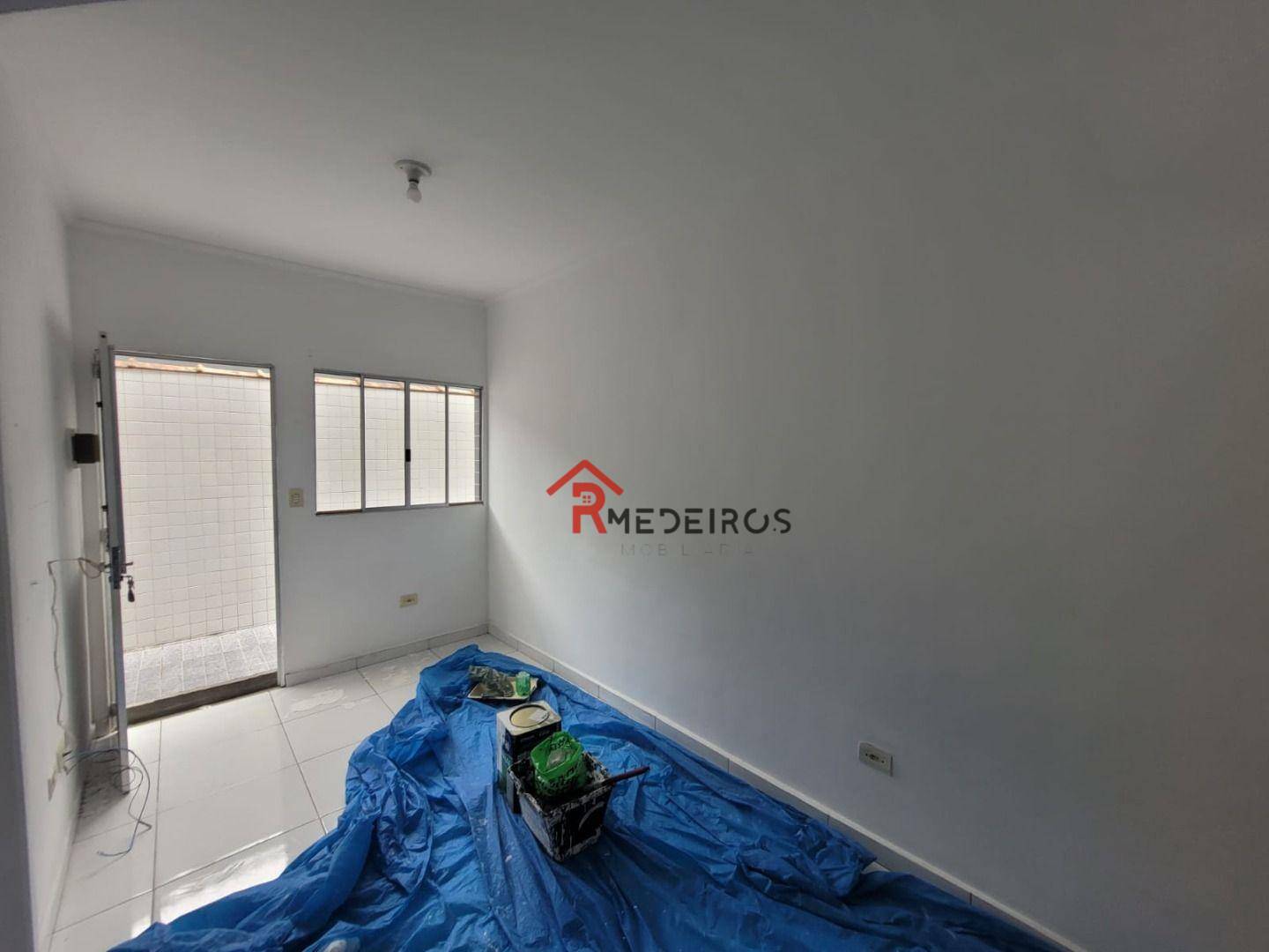 Casa à venda com 2 quartos, 45m² - Foto 2