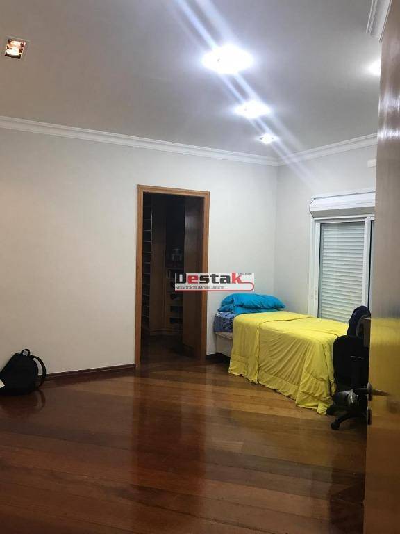 Sobrado à venda com 5 quartos, 600m² - Foto 19