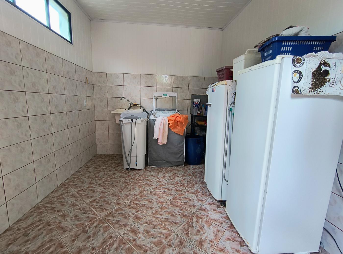 Casa à venda com 3 quartos, 360m² - Foto 13