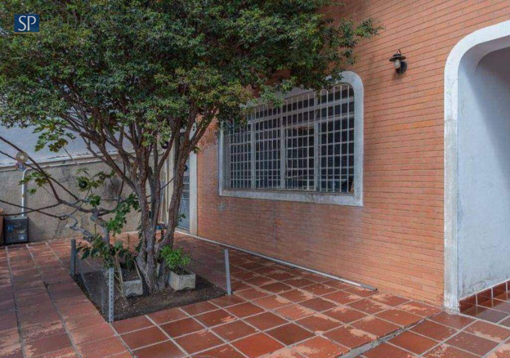 Casa à venda com 3 quartos, 186m² - Foto 1