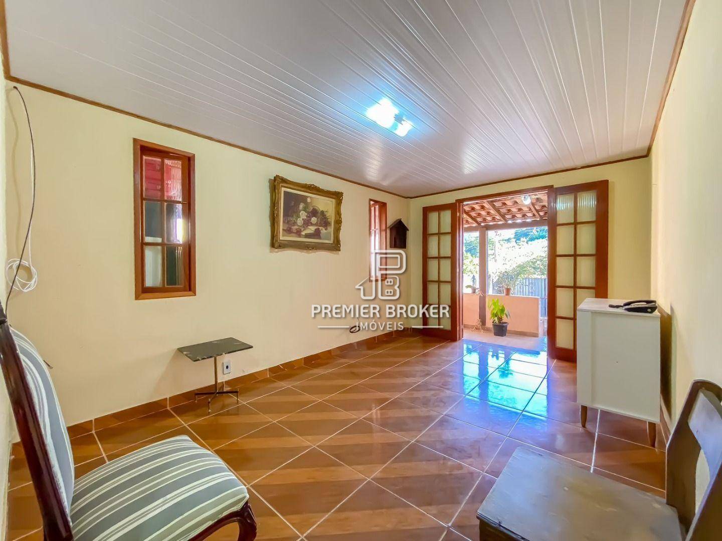 Casa à venda com 2 quartos, 100m² - Foto 3