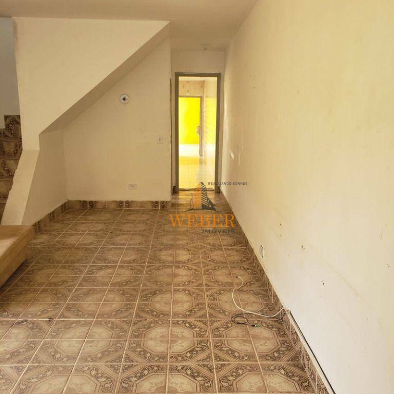 Casa à venda com 3 quartos, 200m² - Foto 18