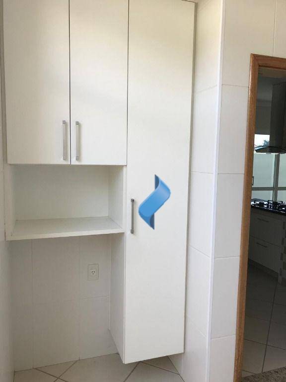 Casa de Condomínio à venda e aluguel com 5 quartos, 260m² - Foto 7