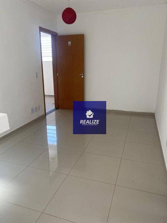 Apartamento à venda com 2 quartos, 40m² - Foto 5