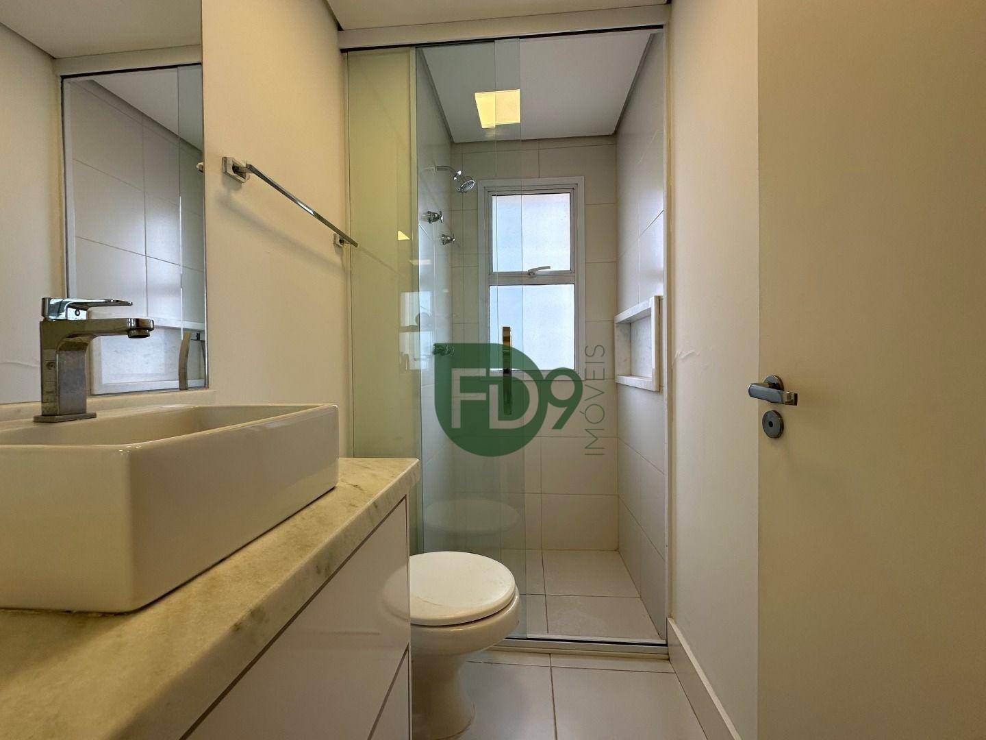 Apartamento à venda com 3 quartos, 121m² - Foto 12