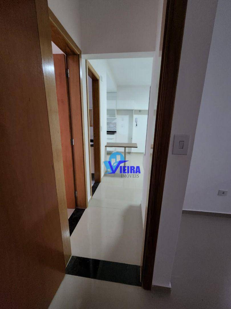 Apartamento à venda com 2 quartos, 42m² - Foto 4