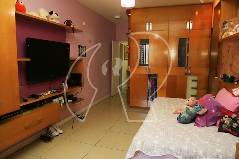 Apartamento à venda com 3 quartos, 193m² - Foto 11