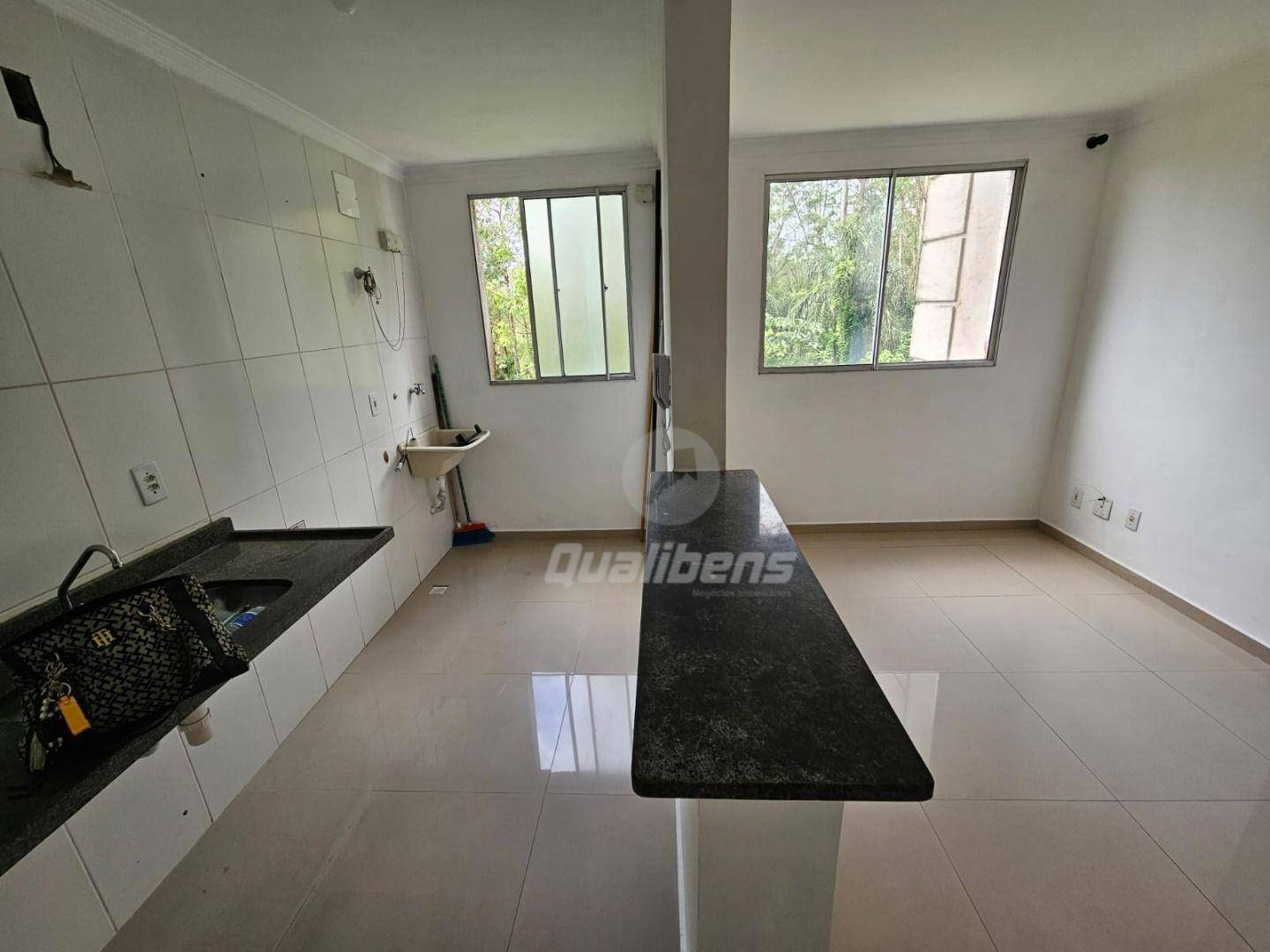 Apartamento à venda com 2 quartos, 45m² - Foto 4