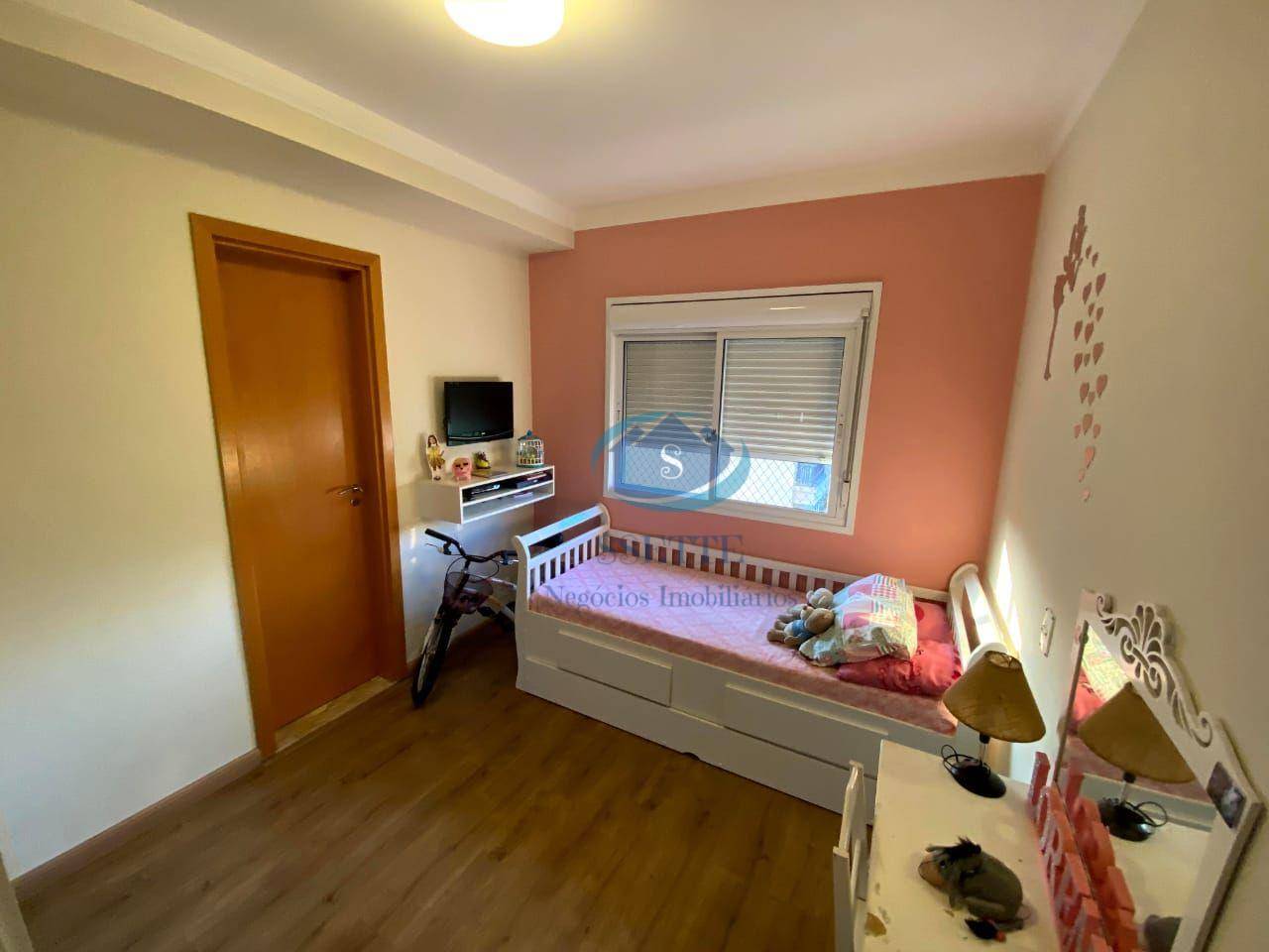 Apartamento à venda com 3 quartos, 213m² - Foto 13