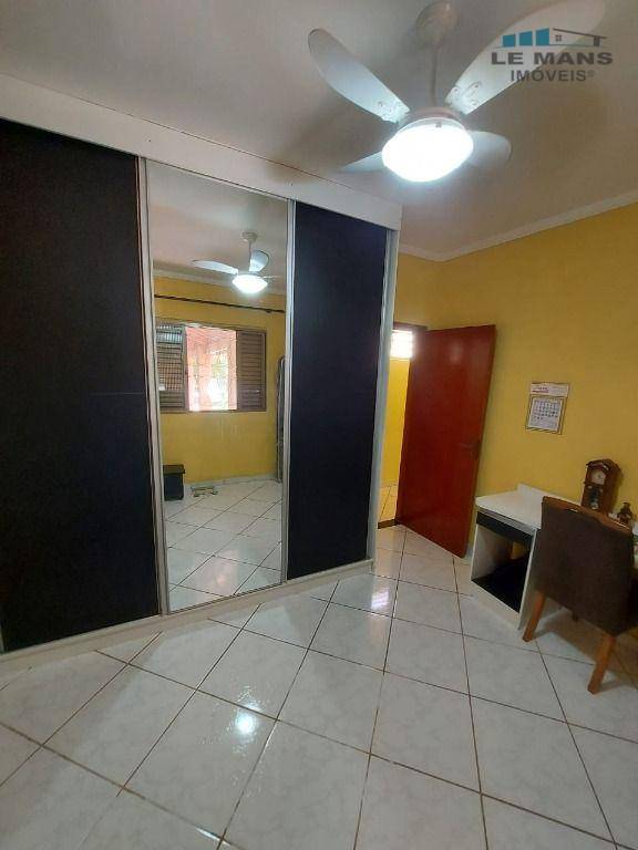 Chácara à venda com 3 quartos, 252m² - Foto 16