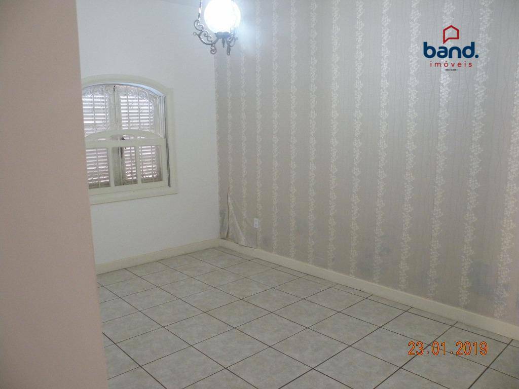 Casa à venda com 3 quartos, 324m² - Foto 27