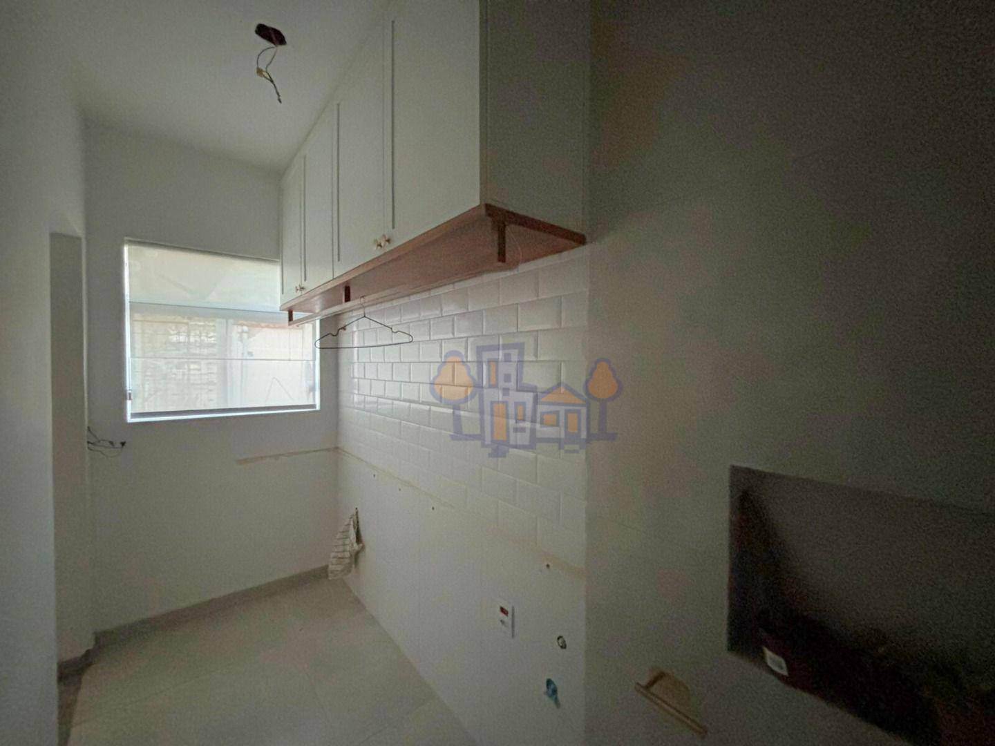 Casa à venda com 5 quartos, 96m² - Foto 10