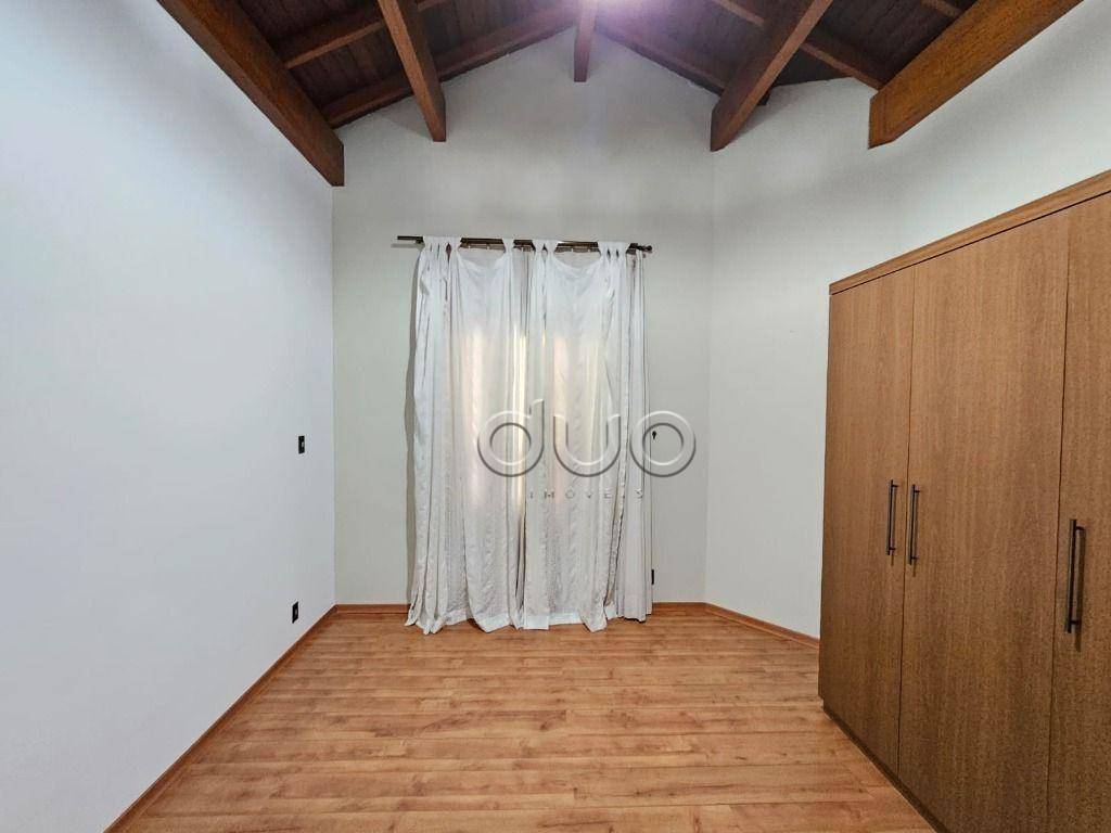 Casa de Condomínio para alugar com 3 quartos, 225m² - Foto 35