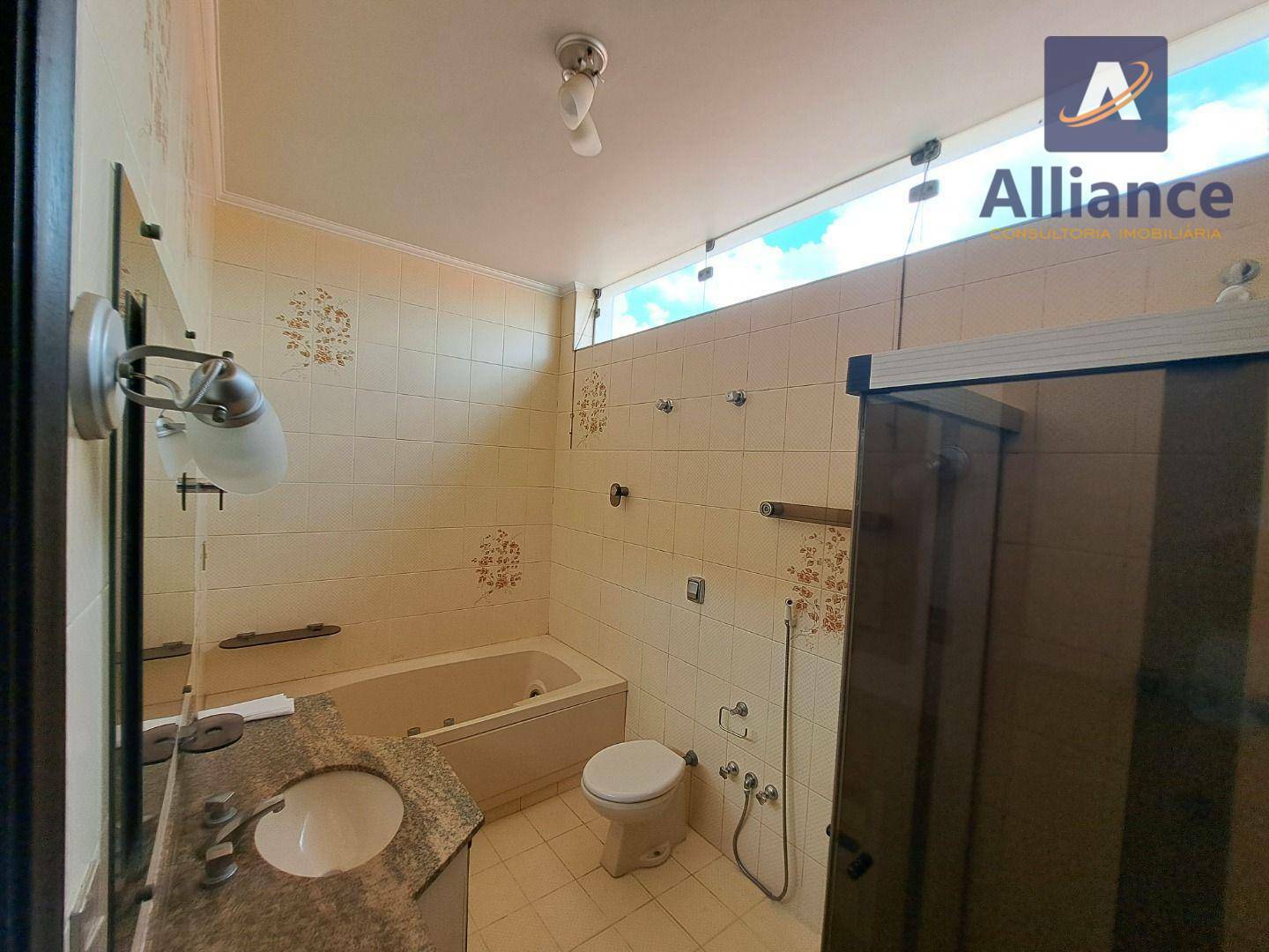 Casa à venda e aluguel com 3 quartos, 230m² - Foto 13