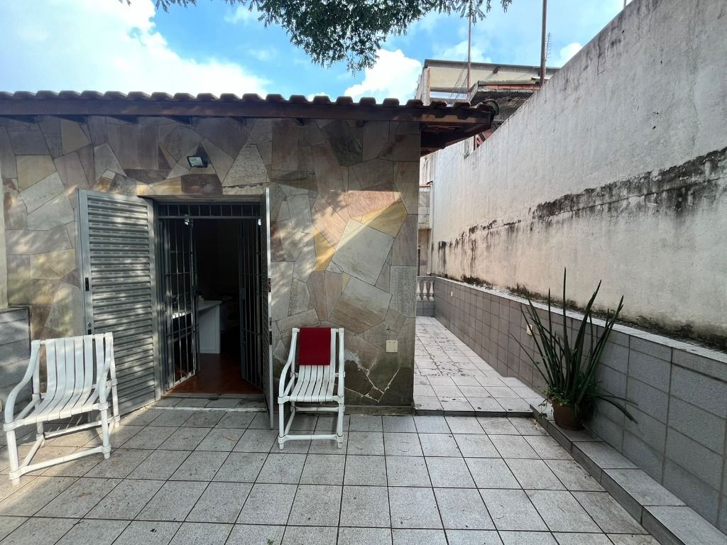 Sobrado à venda com 4 quartos, 233m² - Foto 25