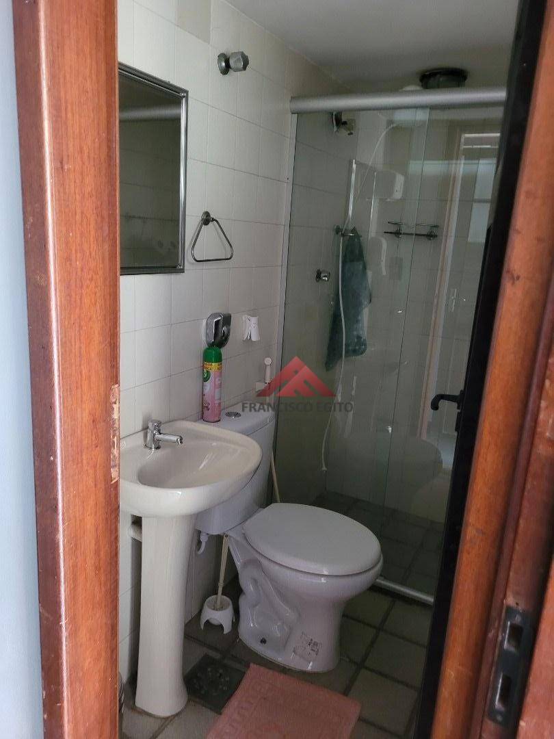 Casa à venda com 4 quartos, 150m² - Foto 19