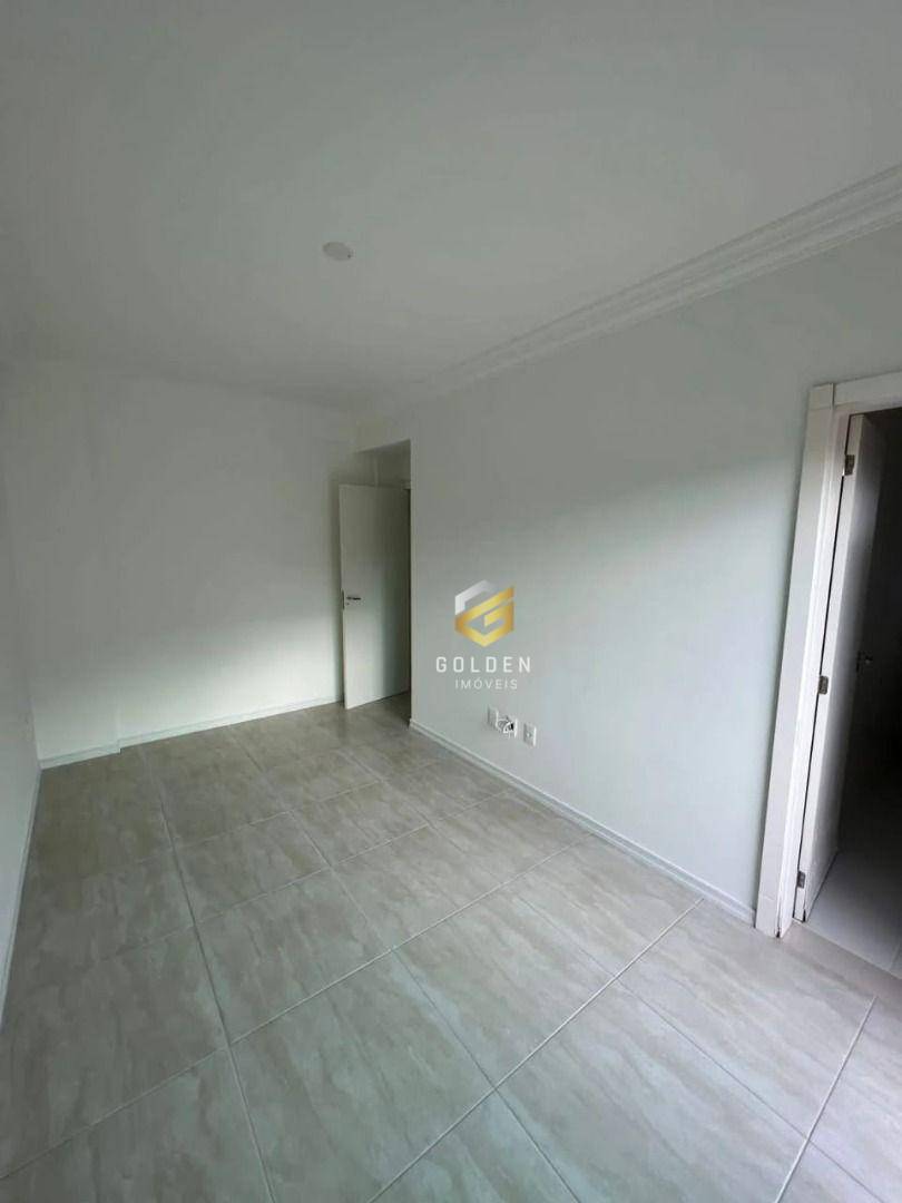 Cobertura à venda com 2 quartos, 131m² - Foto 5