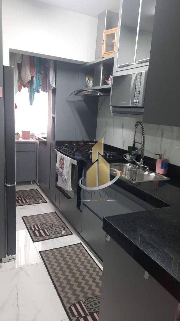 Apartamento à venda com 3 quartos, 75m² - Foto 4