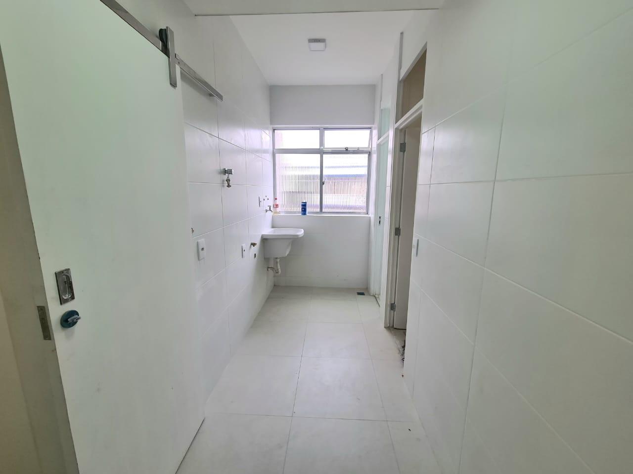 Apartamento à venda com 3 quartos, 100m² - Foto 11