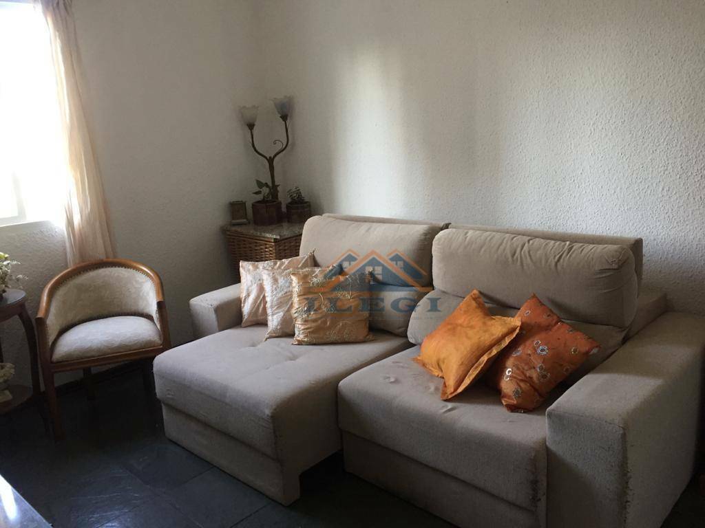 Apartamento à venda com 3 quartos, 104m² - Foto 2