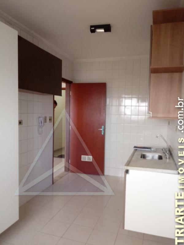 Apartamento à venda com 2 quartos, 64m² - Foto 6