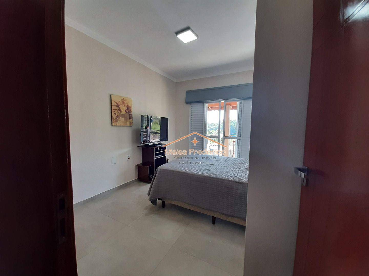 Casa à venda com 4 quartos, 300m² - Foto 19