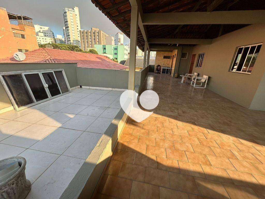 Casa para alugar com 2 quartos, 170m² - Foto 2