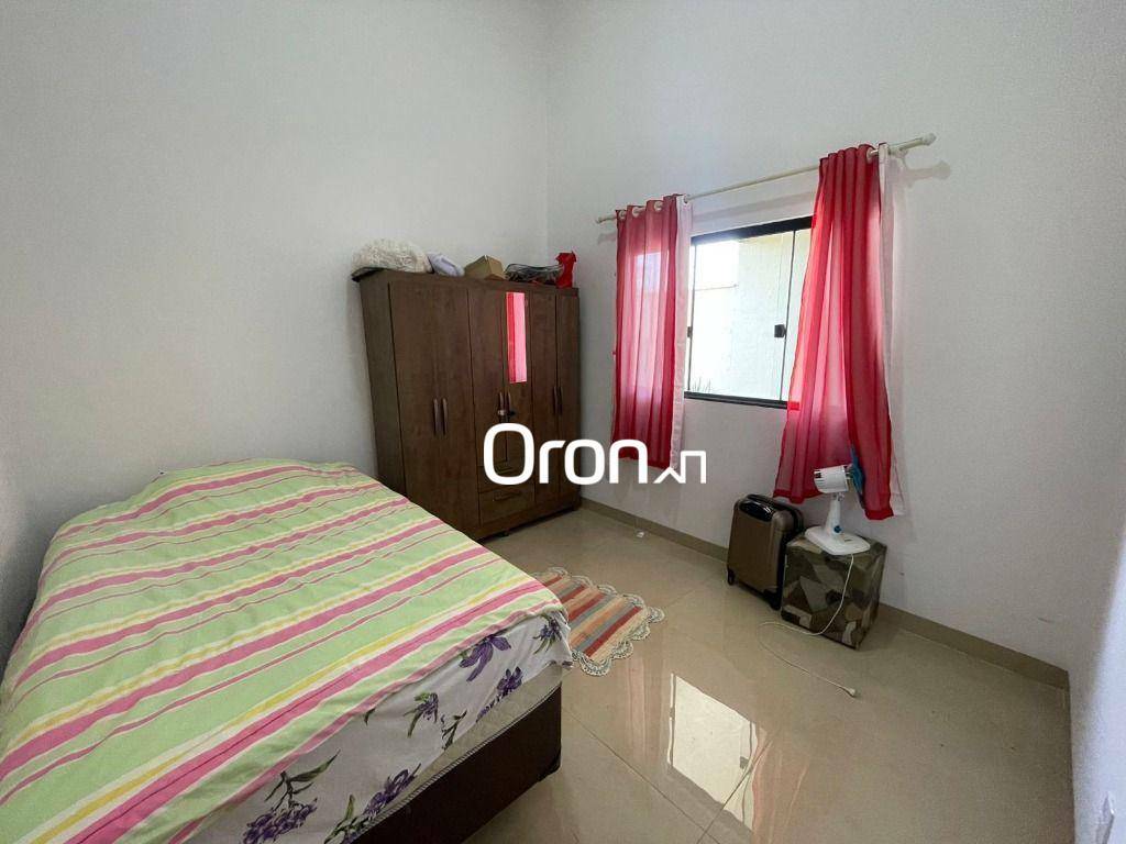 Casa à venda com 3 quartos, 111m² - Foto 4