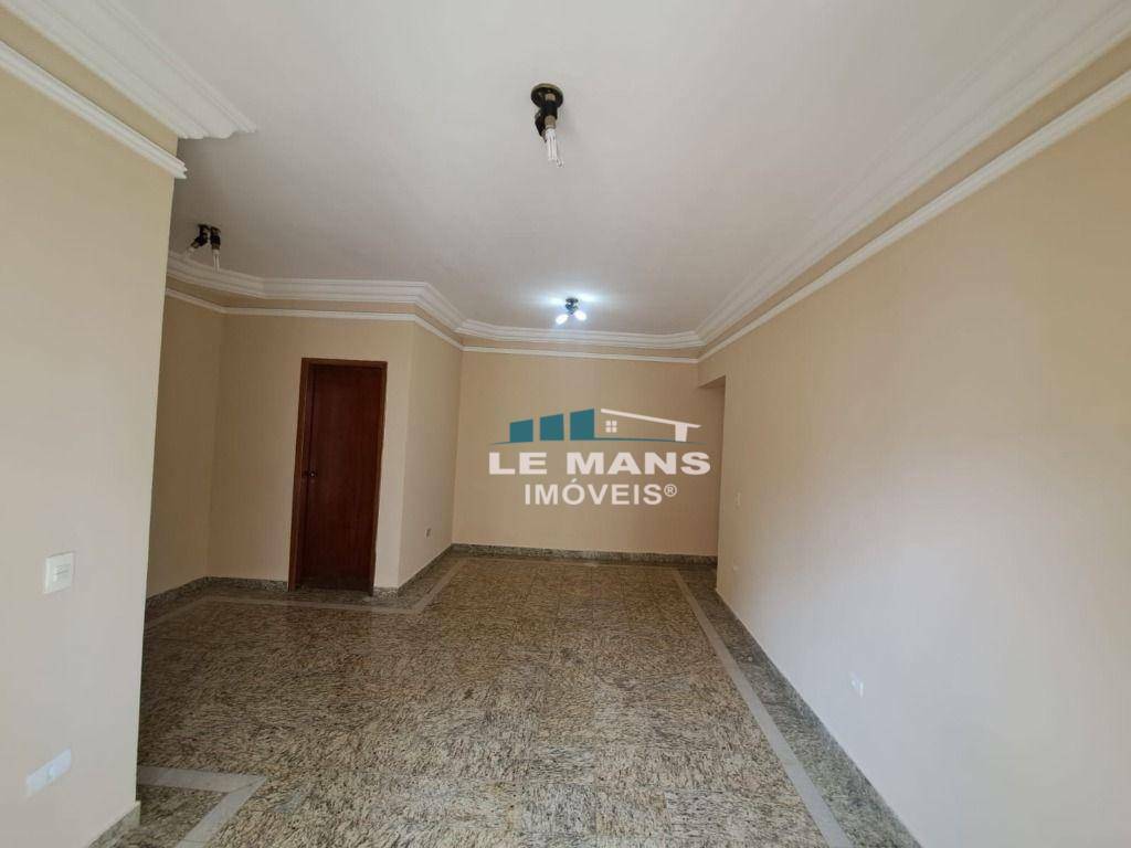 Apartamento para alugar com 3 quartos, 88m² - Foto 5
