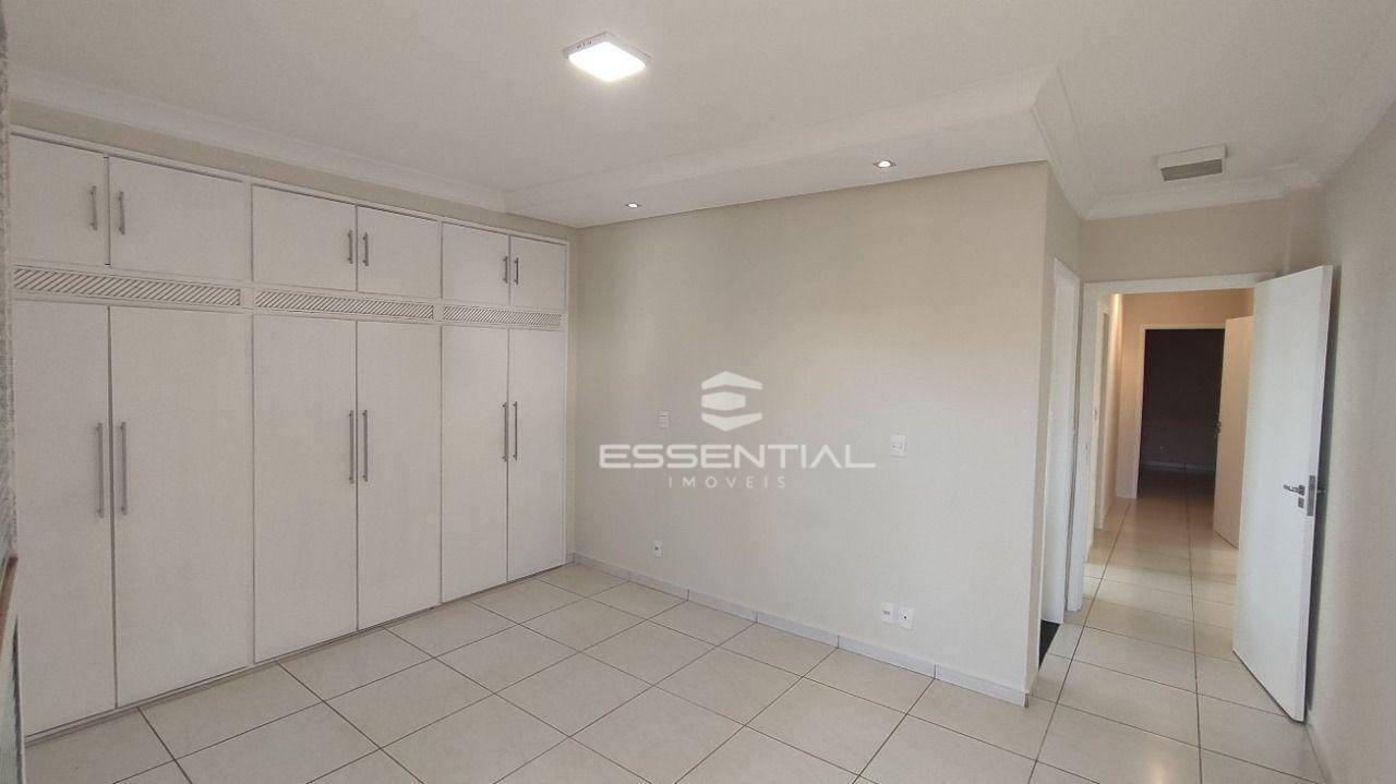 Apartamento à venda com 3 quartos, 132m² - Foto 19