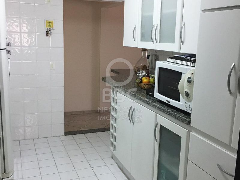 Apartamento à venda com 2 quartos, 67m² - Foto 8