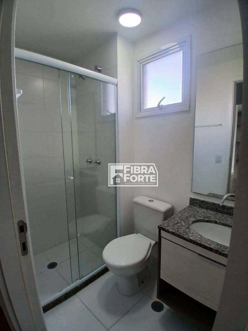 Apartamento para alugar com 2 quartos, 72m² - Foto 30