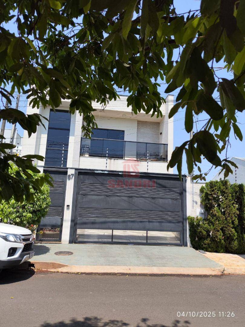 Sobrado, 3 quartos, 177 m² - Foto 1