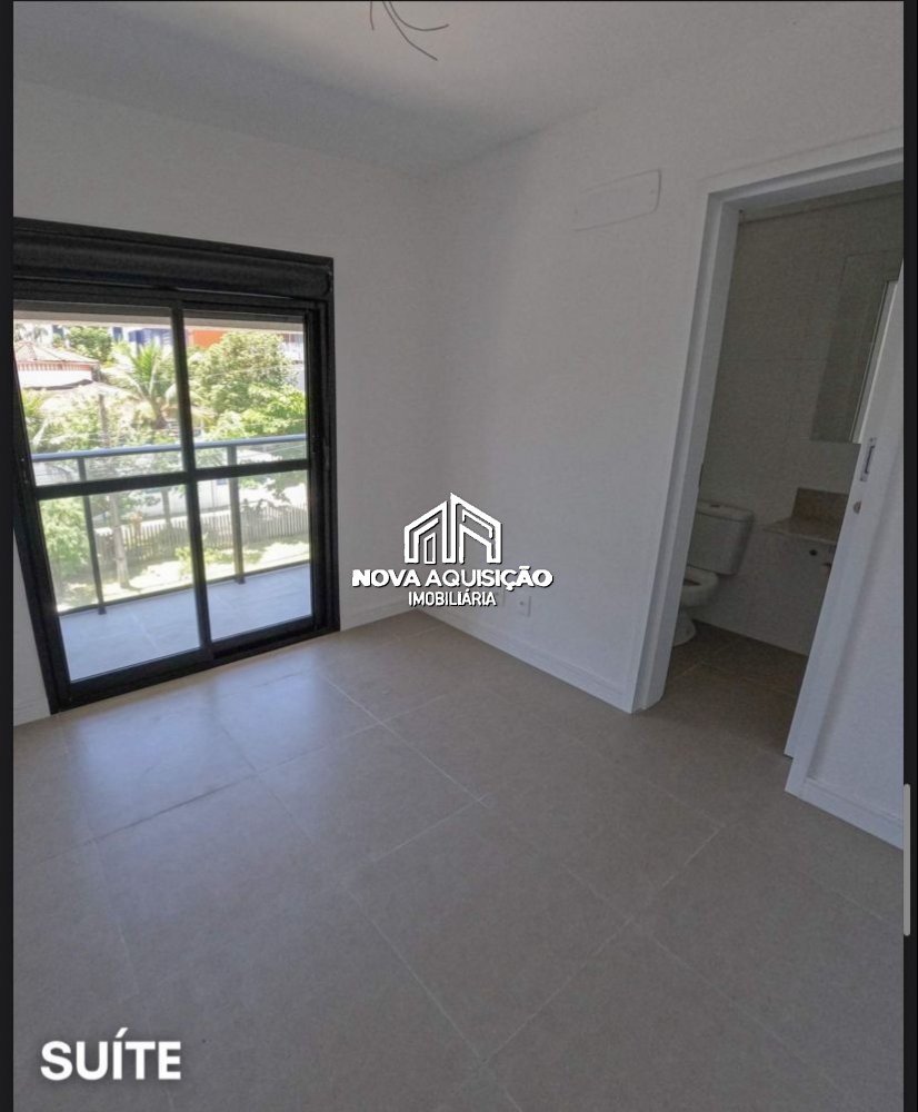 Casa à venda com 2 quartos, 72m² - Foto 10