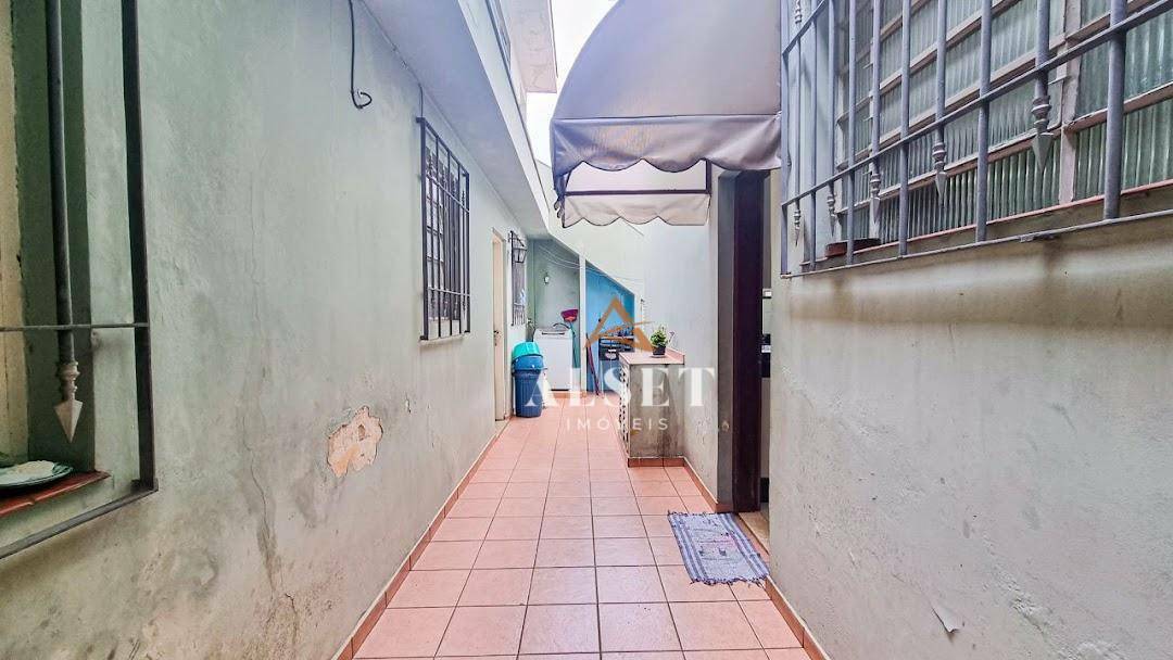 Sobrado à venda com 3 quartos, 220m² - Foto 27