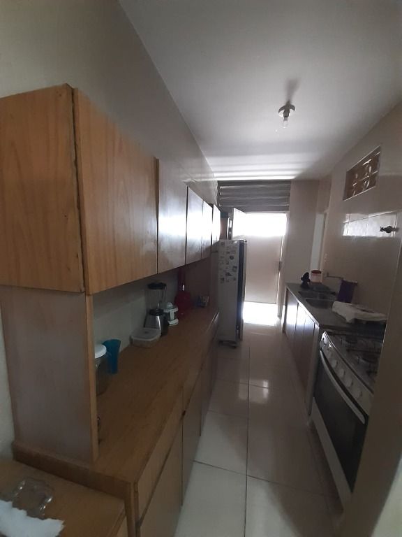 Casa à venda com 4 quartos, 213m² - Foto 12