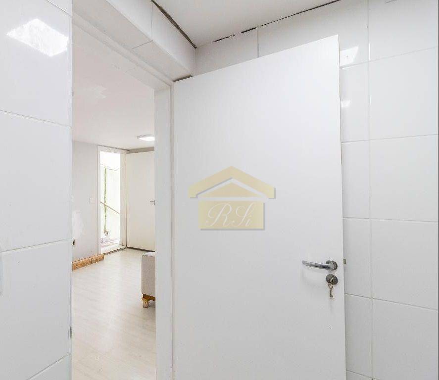 Casa à venda com 3 quartos, 200m² - Foto 16