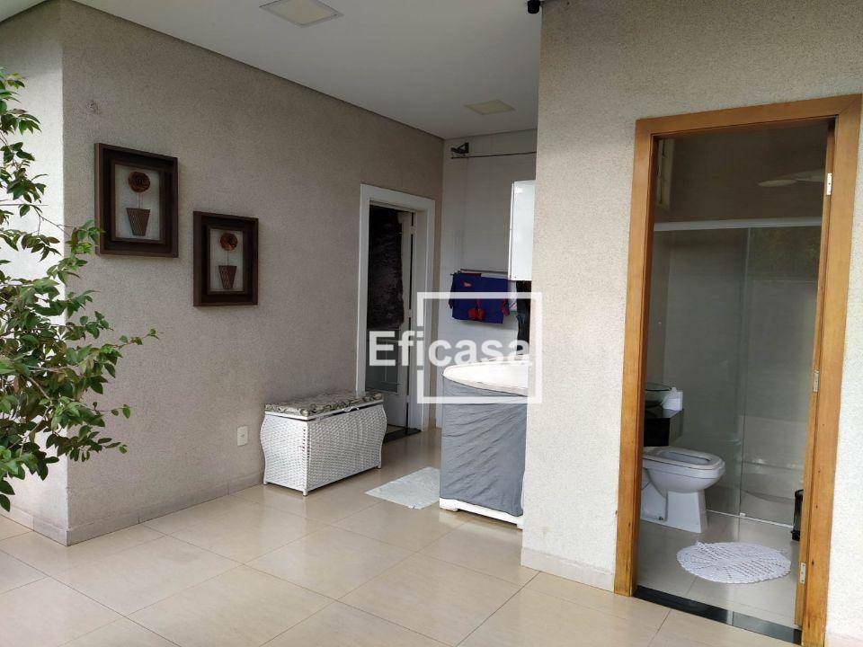 Casa à venda com 4 quartos, 330m² - Foto 15