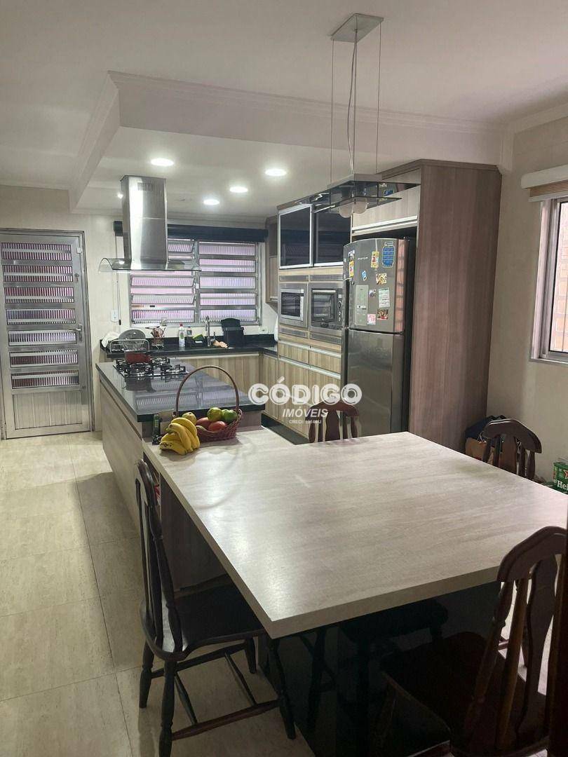 Sobrado à venda com 3 quartos, 190m² - Foto 9