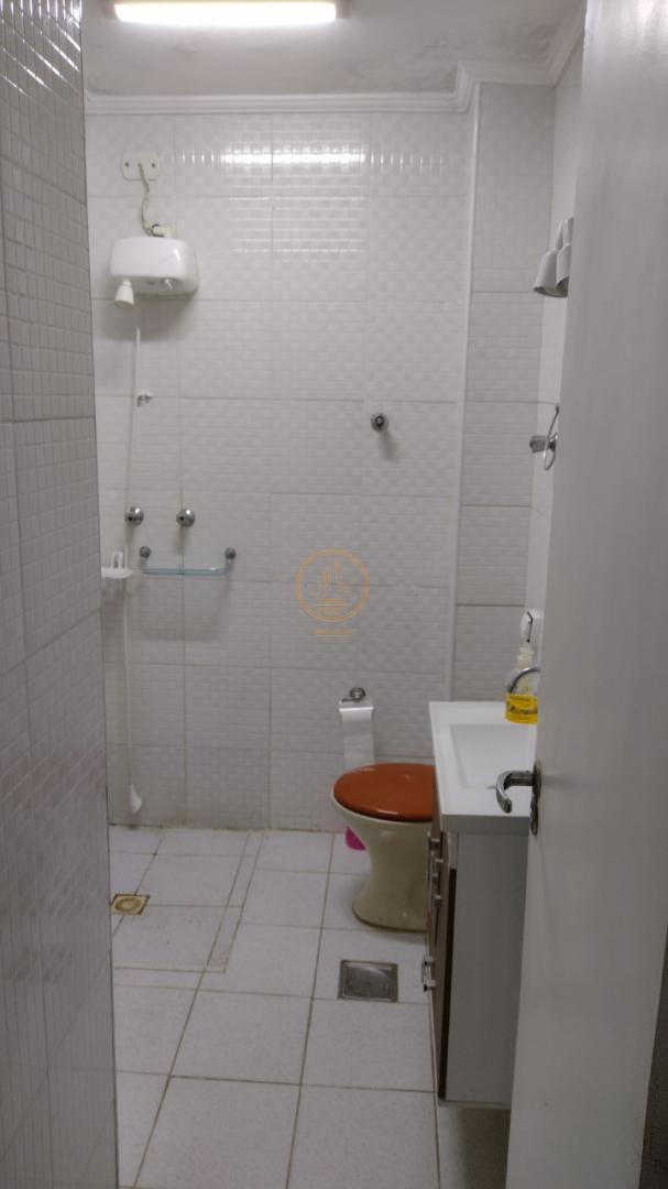 Apartamento à venda com 2 quartos, 81m² - Foto 17