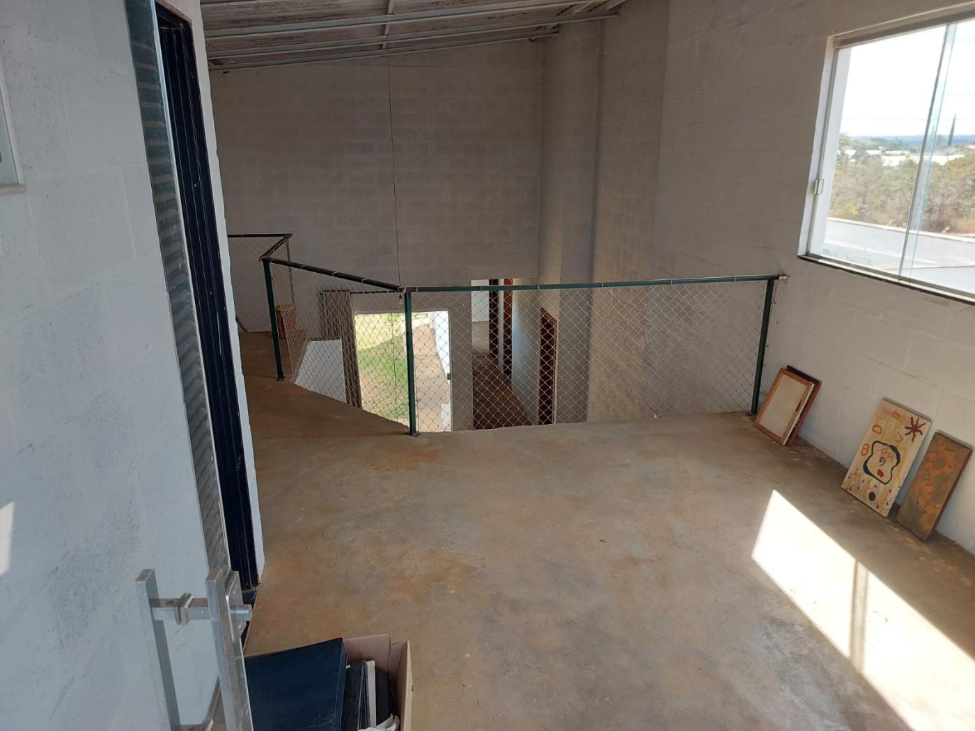 Casa à venda com 3 quartos, 250m² - Foto 17