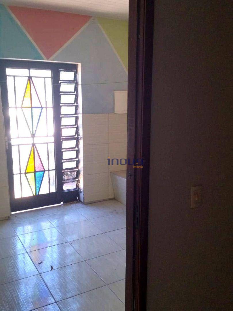 Casa, 3 quartos, 145 m² - Foto 2